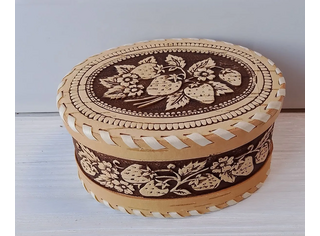 Шкатулка шитая овальная 