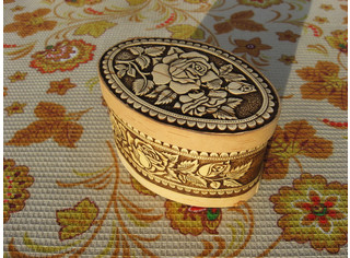 Шкатулка овальная 