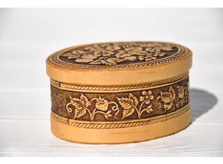 Шкатулка из бересты