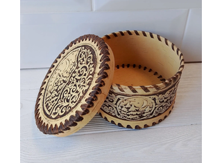 Шкатулка шитая 