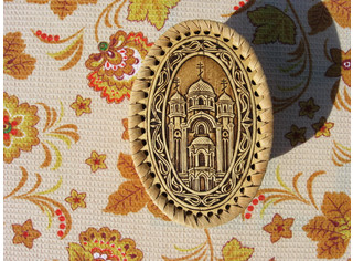 Шкатулка шитая овальная