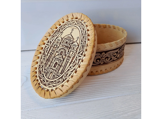 Шкатулка шитая овальная 