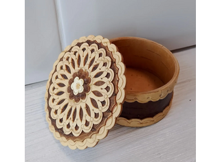 Шкатулка резная 