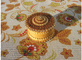 Шкатулка резная 