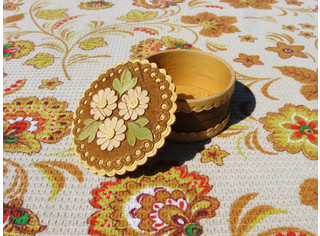 Шкатулка резная