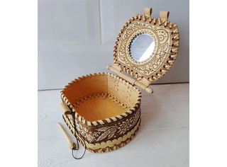Шкатулка с зеркальцем 
