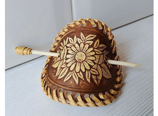 Заколка шитая из бересты 