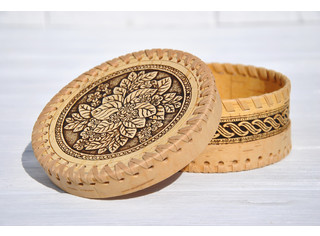 Шкатулка шитая круглая