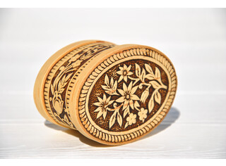 Шкатулка бижутерка 