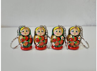 Брелок матрешка 