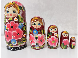 Матрешка 5 кукол 