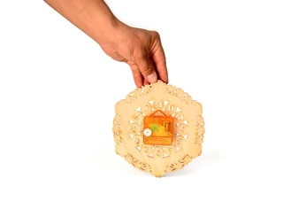 Часы резные 