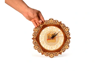 Часы резные 