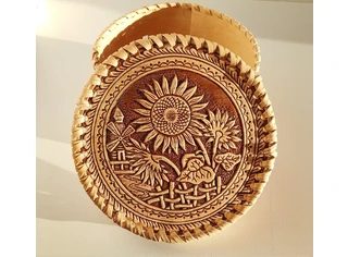 Шкатулка шитая круглая 