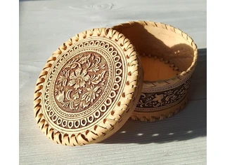 Шкатулка шитая 