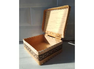 Шкатулка на шарнире 