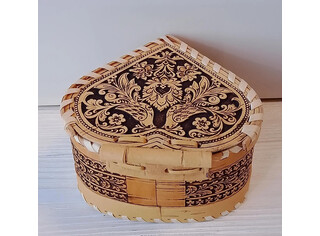 Шкатулка на шарнире 